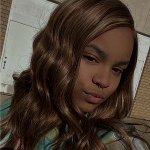 Meet your Posher, Majja